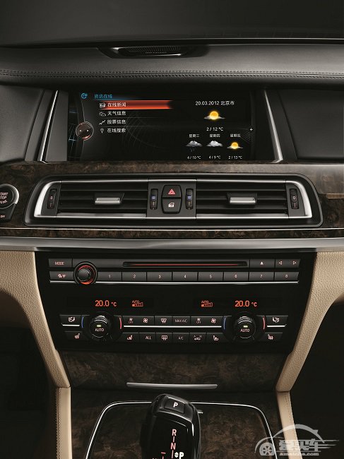 增配添彩 换芯而至 新BMW 3系旅行轿车燃情上市