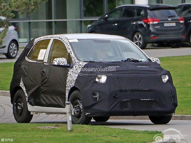 起亚全新Picanto内饰谍照 将2017年发布