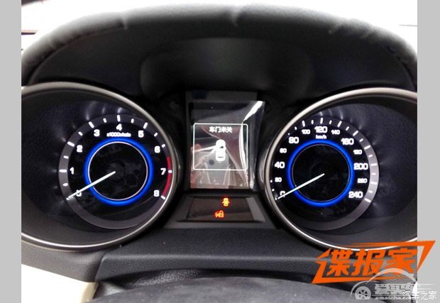 内外细节提升 新款逸动/逸动XT实车曝光