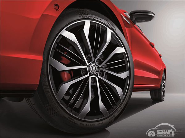 凌渡GTS首秀引关注 彰显高颜值性能轿车魅力