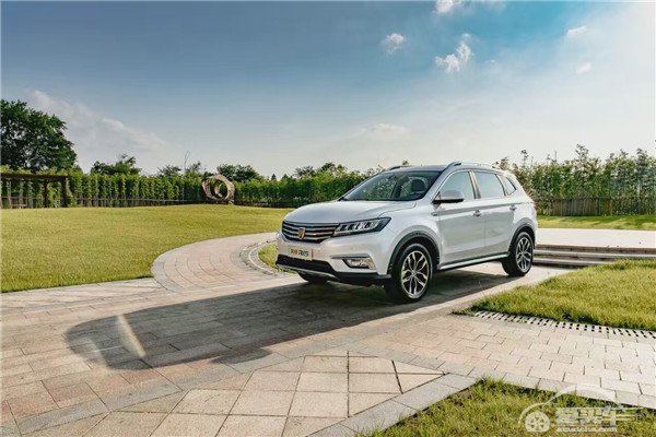 上汽荣威RX5 2.0T越级配置 预算15万到19万不二之选