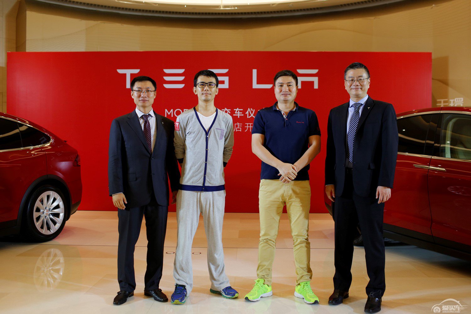 特斯拉广州第二家体验中心正式开业