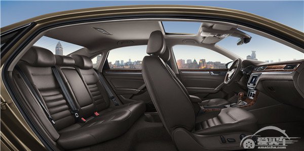 盛夏驾车 全新帕萨特洒脱畅行