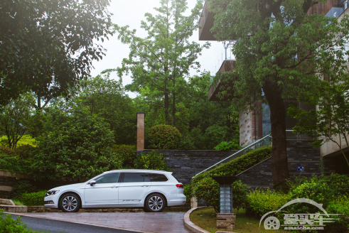 青瓦白墙 徽风皖韵 大众进口汽车蔚揽旅行轿车舒行版280 TSI带您领略徽州文化