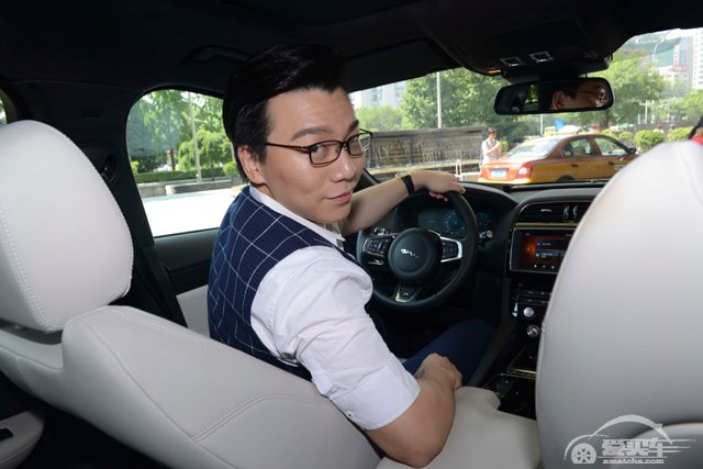 爱都市不逃离 与F-PACE共享摩登都市生活