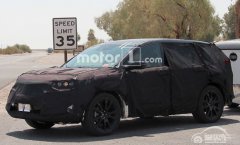  或搭2.0T发动机 讴歌新RDX谍照曝光 