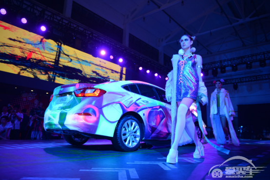汽车圈的“维密”？雪佛兰新科鲁兹走T秀