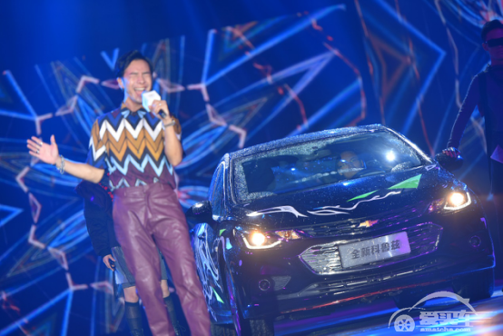 汽车圈的“维密”？雪佛兰新科鲁兹走T秀