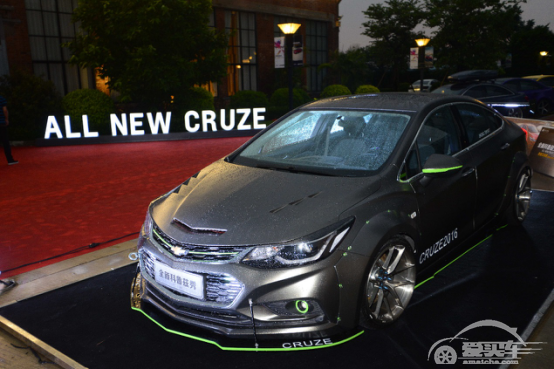 汽车圈的“维密”？雪佛兰新科鲁兹走T秀
