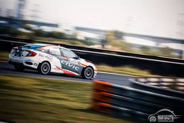 向拼搏致敬，东风本田思域摘得CTCC肇庆站双料冠军