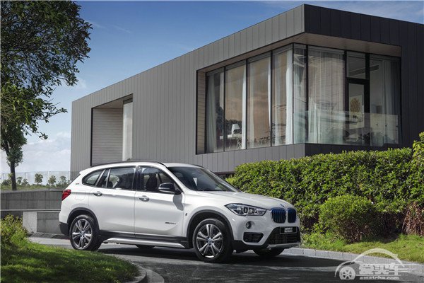 全新BMW X1插电式混合动力成都车展全球首发