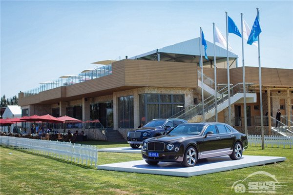 宾利汽车助阵英国马球日 演绎奢华英伦风范