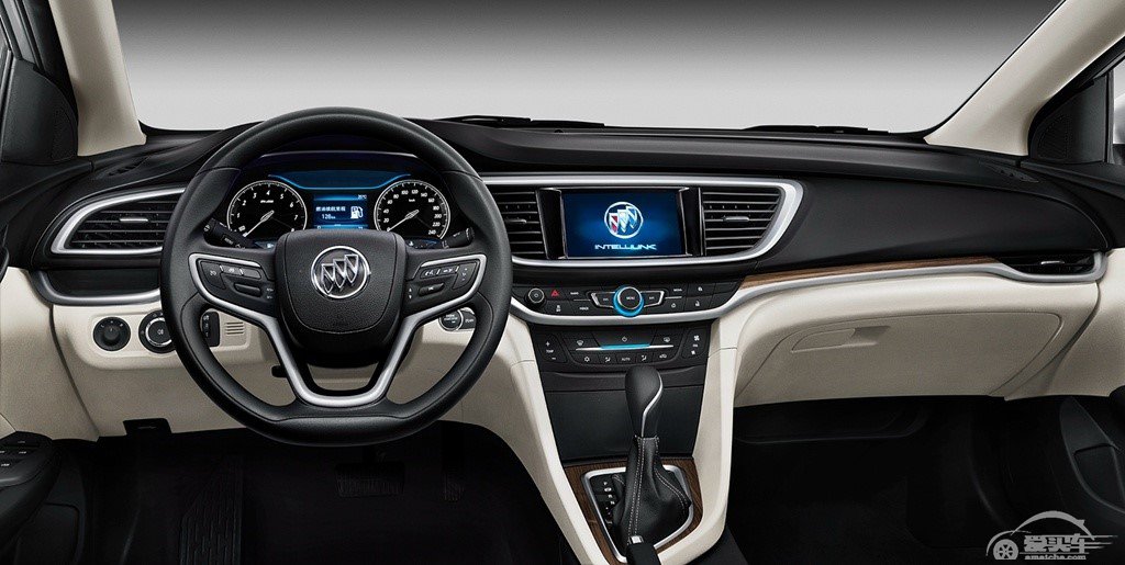 别克英朗先定个小目标，比方说先卖它个50万台