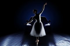  捷豹与迪拜歌剧院达成战略合作 共同演绎＂性能美学＂ 