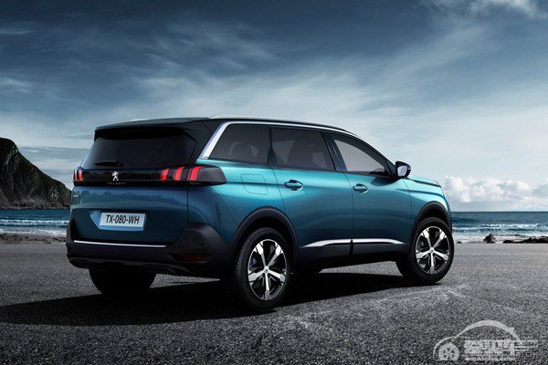 全新5008 巴黎车展亮相 标致新一代5008实车