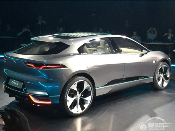 首款纯电动车 捷豹I-PACE首发亮相