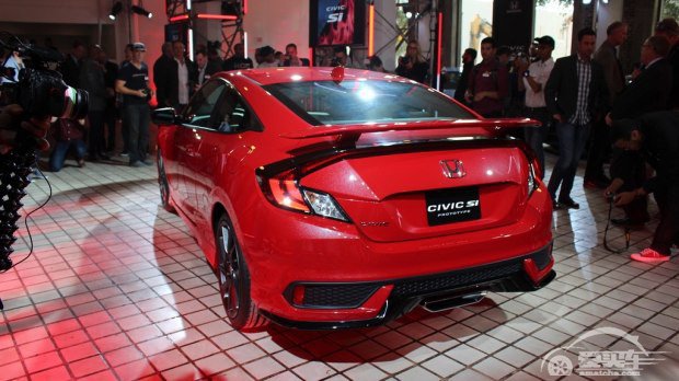 2017年海外上市 全新思域Si原型车首发