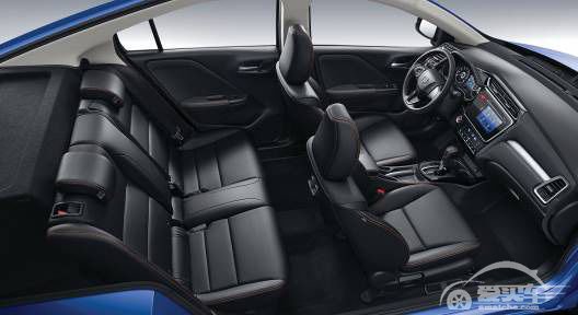 年终购物季,你需要的是一辆能装的竞瑞(GIENIA)