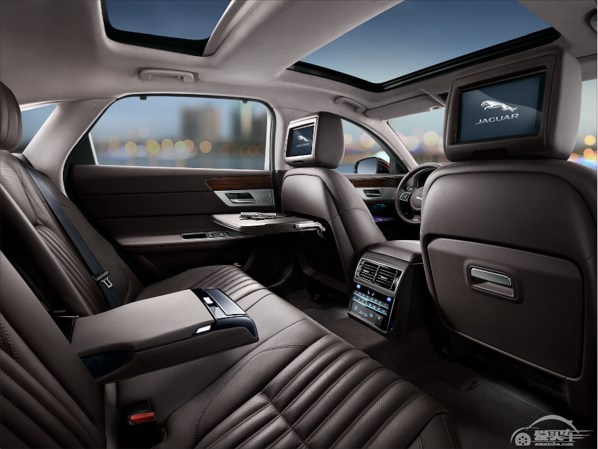 捷豹XFL,与英式下午茶最配的非它莫属