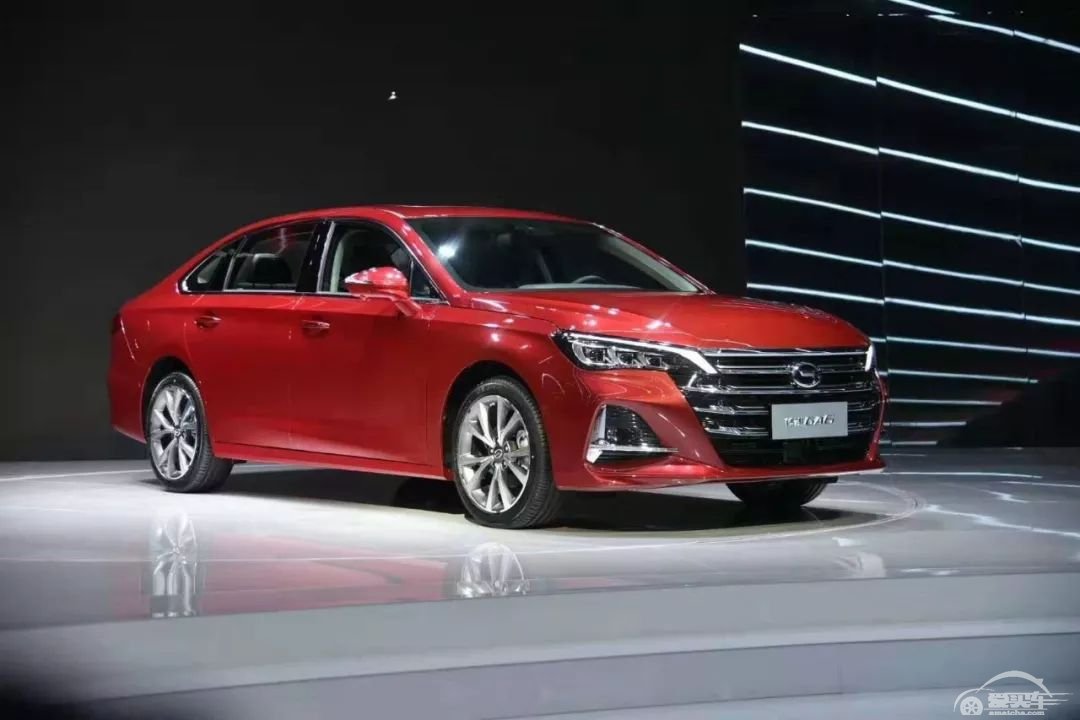 全新一代传祺GA6上市，尺寸超雅阁凯美瑞，卖A级车的价格！