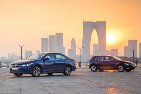  高尔夫•纯电和宝来•纯电上市,补贴后售13.68万起 