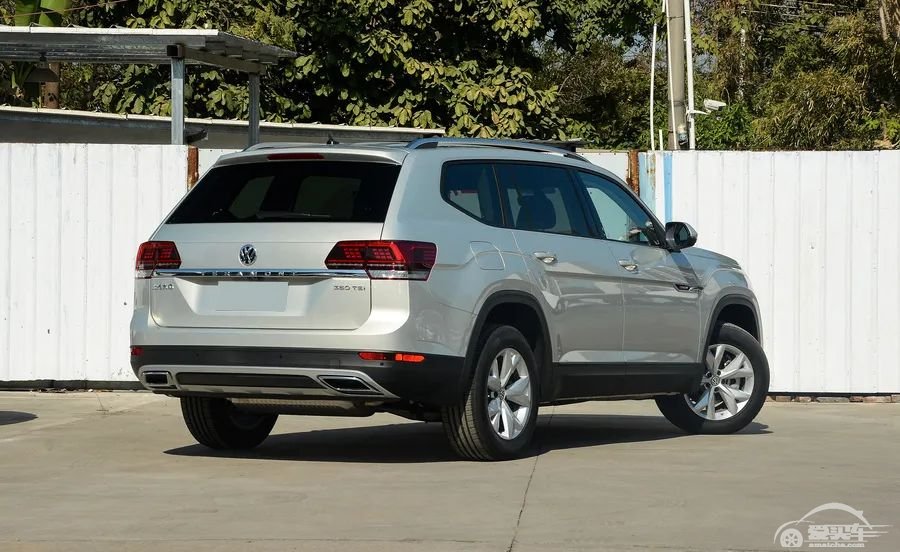 换代在即的汉兰达还得等？看看这几款中大型7座SUV，实力同样强劲！