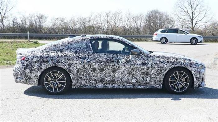 全新宝马4系车型谍照曝光 M运动套件加持