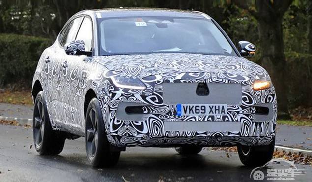 新款捷豹E-PACE曝光，选它还是凯迪拉克XT4、沃尔沃XC40？