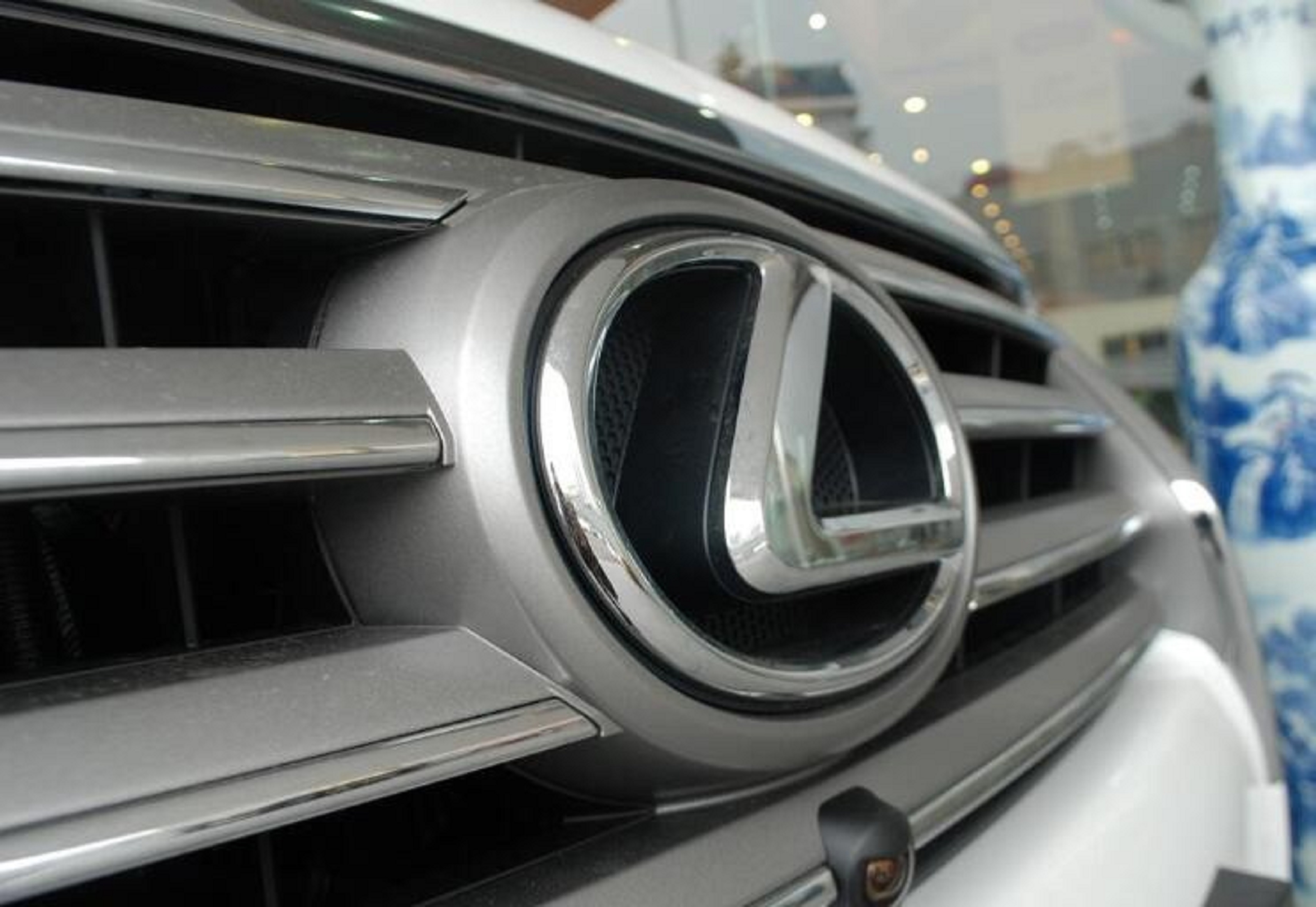  日系车又出问题！雷克萨斯大规模召回，全系中招 