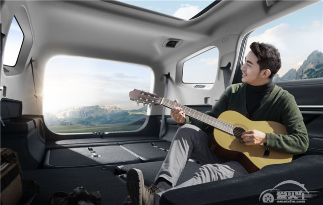 移动的精装“大三室” 吉利豪越就是这么“豪”