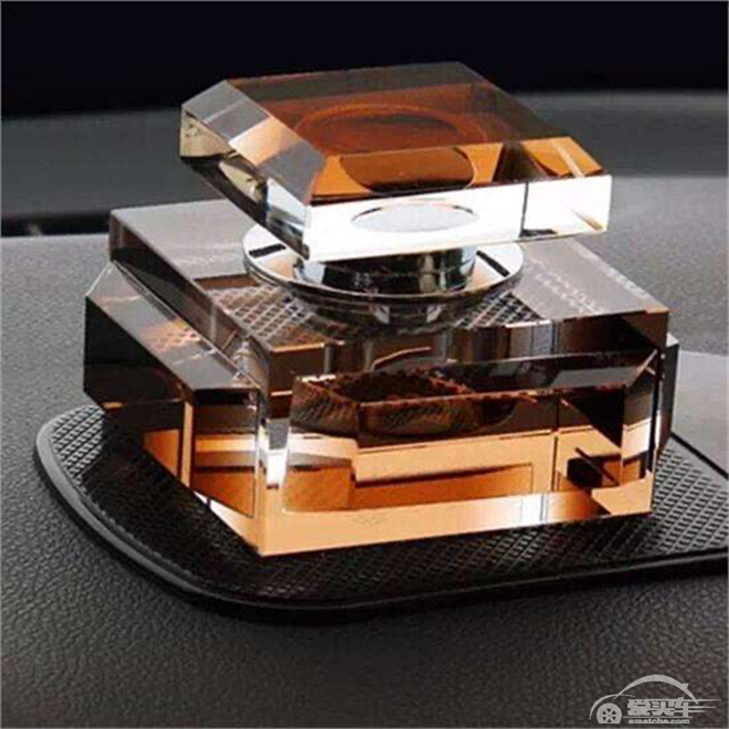 油价下跌、高速免费，准备好迎接五一小长假了吗？​