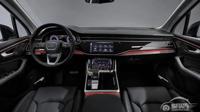 全新奥迪Q7全系标配7座，只要68.98万元起