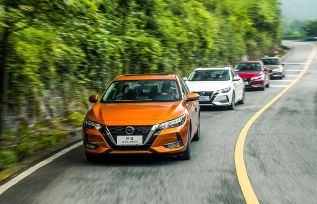  4月轿车销量排名出炉，轩逸超越朗逸成功夺冠，别克英朗增长明显 