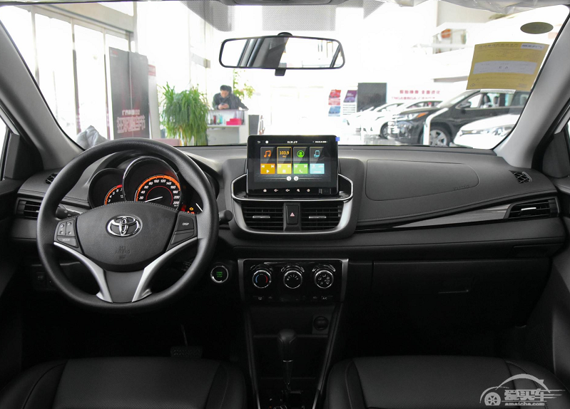 有跨界风，针对大众POLO，丰田致炫能否占据优势吗