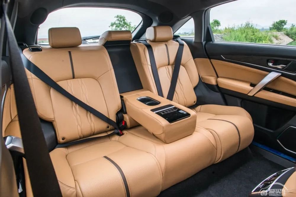 品质优良且更具格调，30万级首推这款大五座旗舰SUV