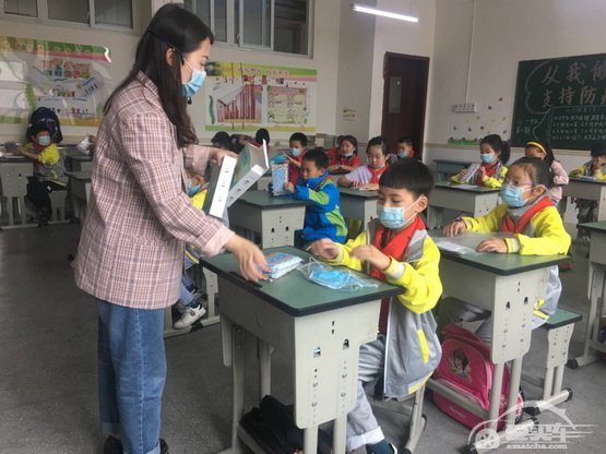 宝马中国及华晨宝马为全国44所留守儿童学校捐赠防疫物资！