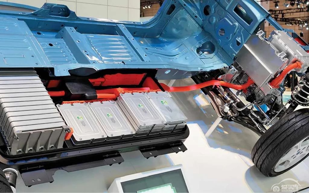 2020年的第一波新能源汽车自燃，来得更早一些