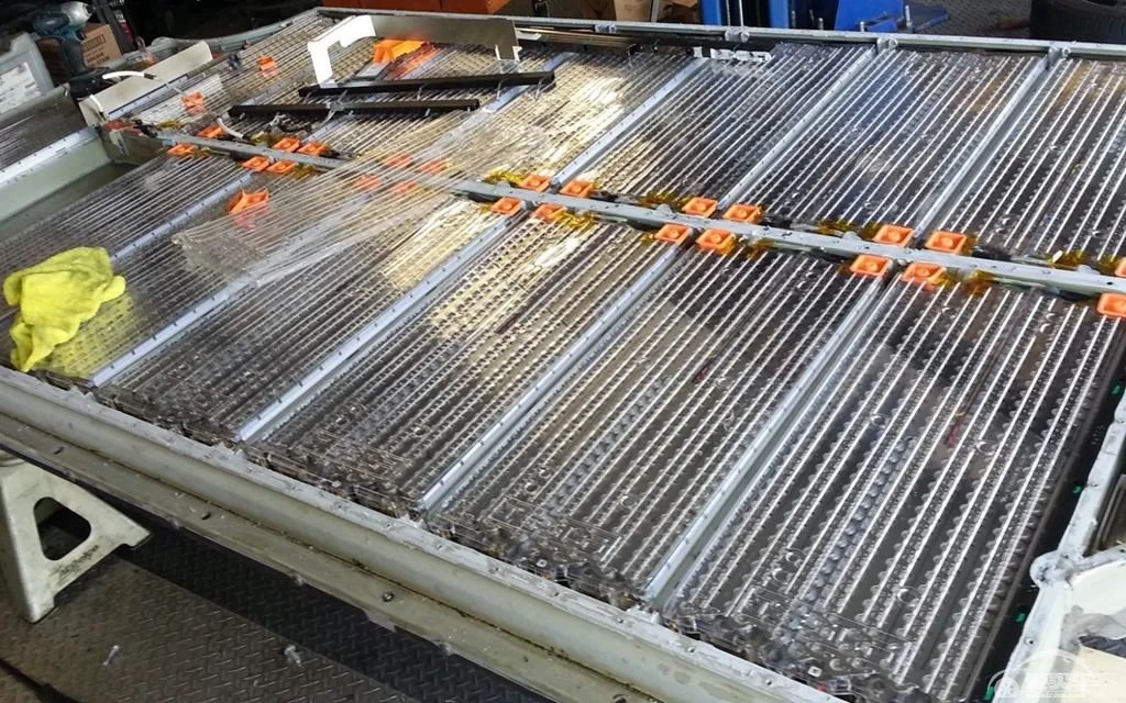 2020年的第一波新能源汽车自燃，来得更早一些