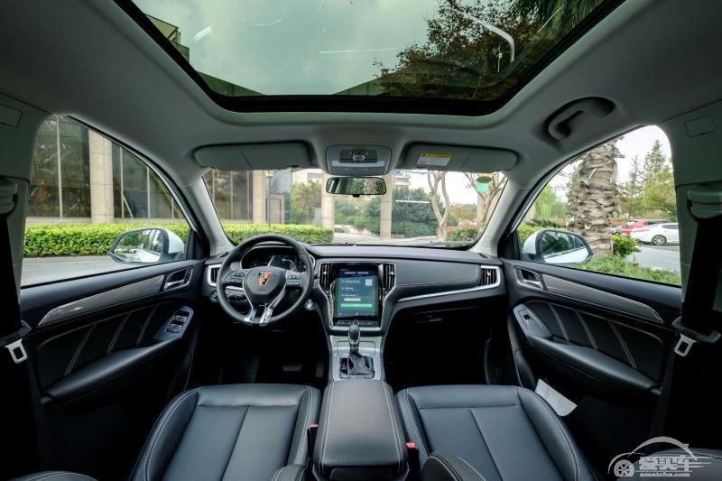 荣威RX5对比吉利博越，谁才是自主SUV品价比之王？