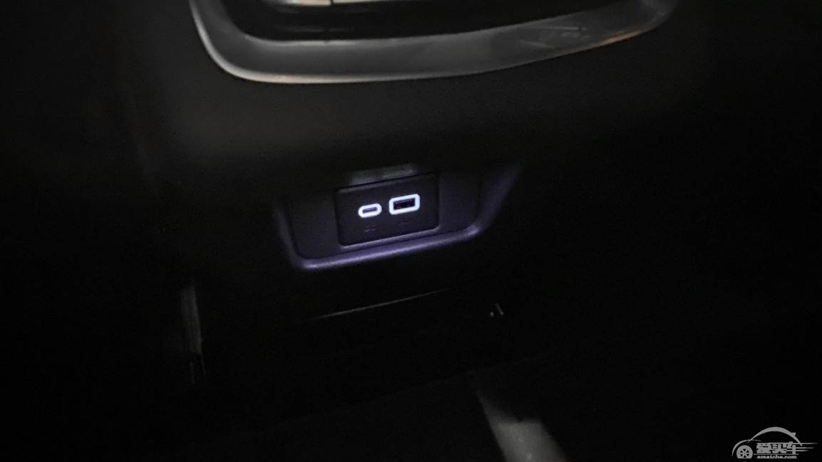 六人花(zuo)样(si)出行指南，教你用各种姿势解锁XT6