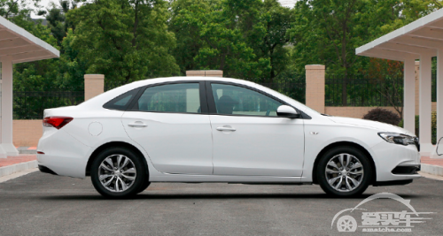 别克英朗发动机质量怎么样，十万左右的车值得选