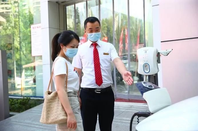 保养维修没车开？来，把东风日产电动车开走