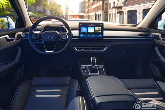 比亚迪秦Pro焕新上市 超越版7.98万元起售