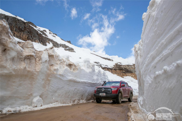 2020珠峰高程测量登顶成功 长城炮越野皮卡预售16万起