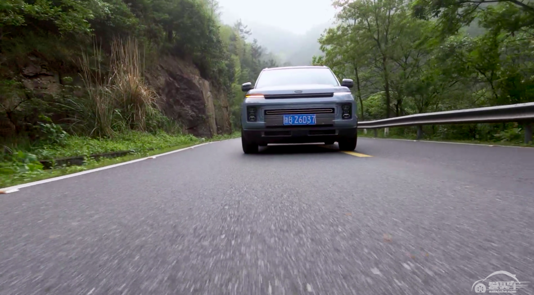 1.5T+轻混，不到13万的吉利ICON到底是否值得买？