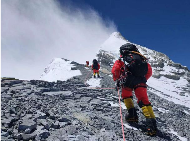  预售价16-20万元的长城皮卡越野炮助力2020珠峰测量登顶成功 