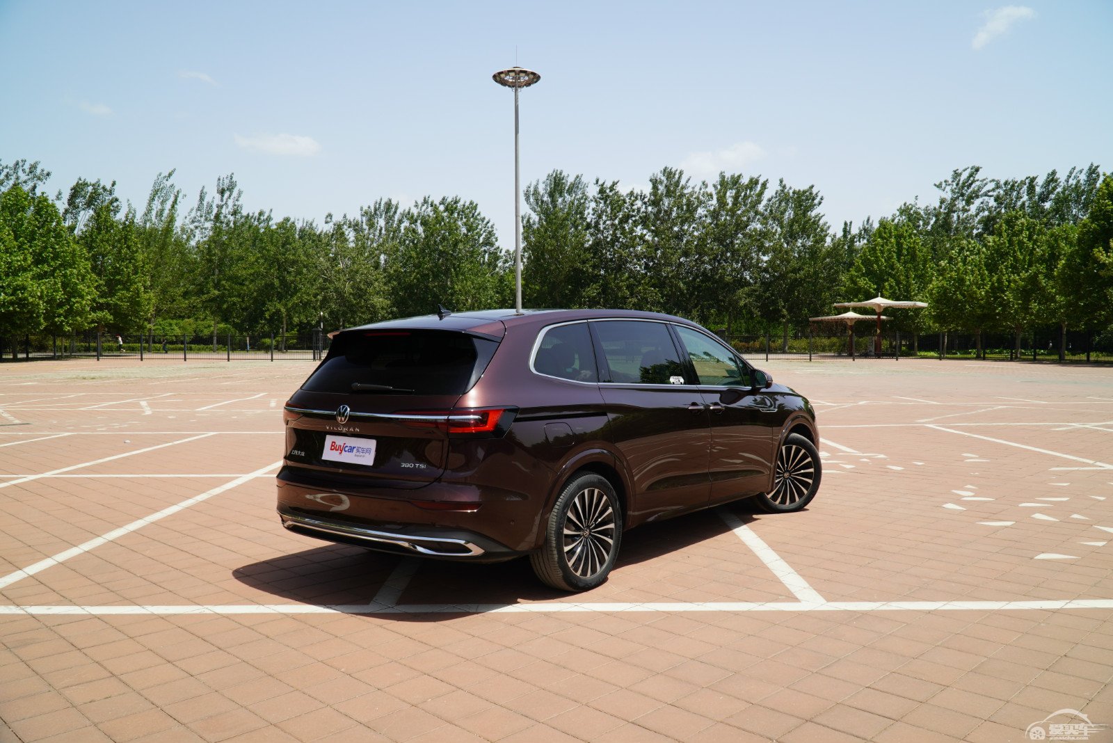 威然入局，商务MPV市场格局生变？