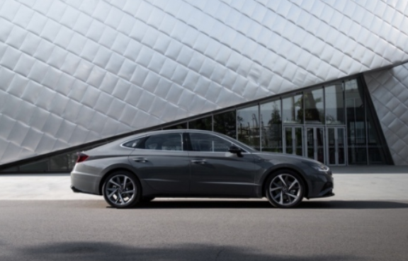  i-GMP平台加持，第十代索纳塔引领技术突破 