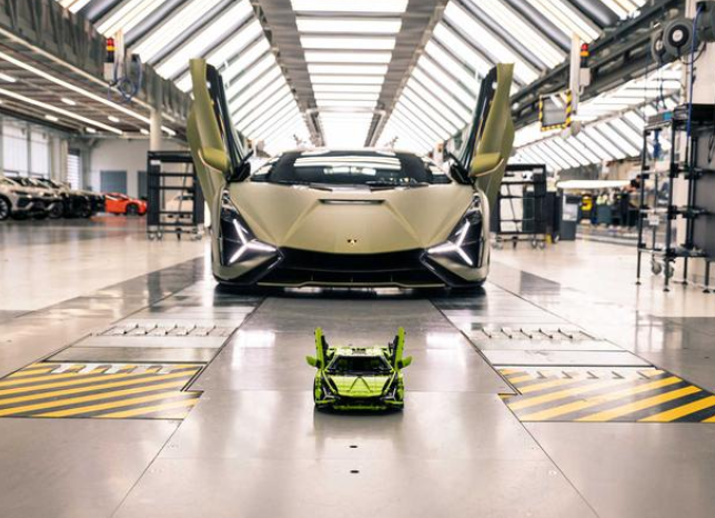  兰博基尼汽车公司与乐高集团合作推出乐高®机械组新品！ 