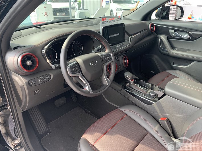 探店雪佛兰开拓者，它到底有什么魅力，竟然一分优惠都没有